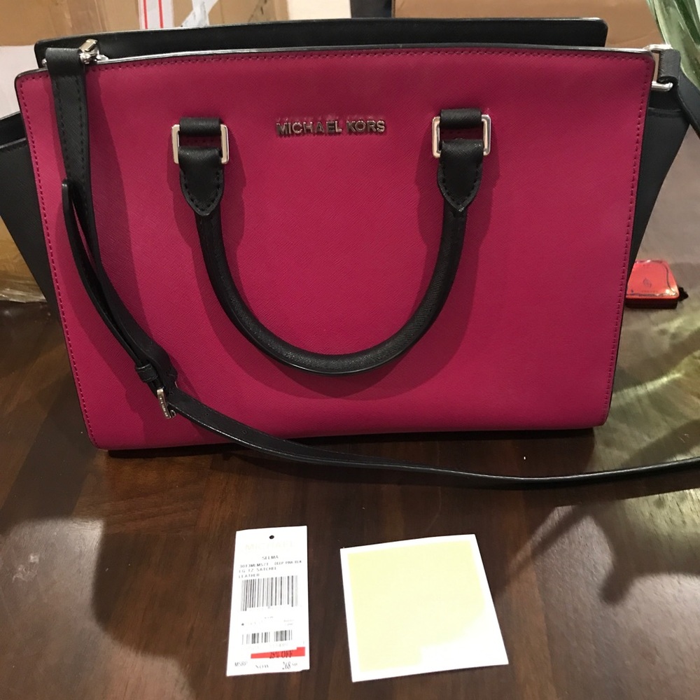 Michael Kors Large Selma Saffiano Leather