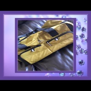 Authentic  Air Jordan Duffle Bag💜💋💜