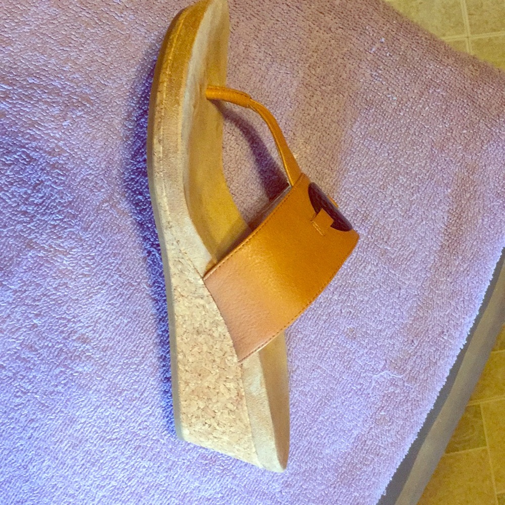 Bjorndal used Flip flops