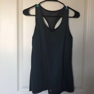 Athletic mesh tank