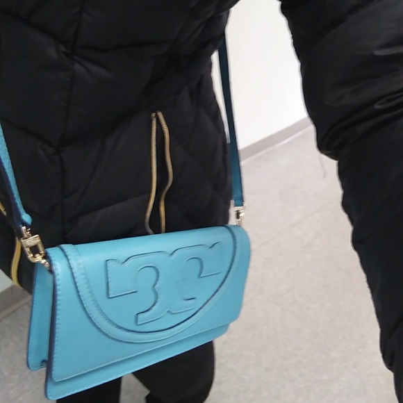 Tory Burch Handbags - SOLD-TORY BURCH SMALL COMBO CROSSBODY