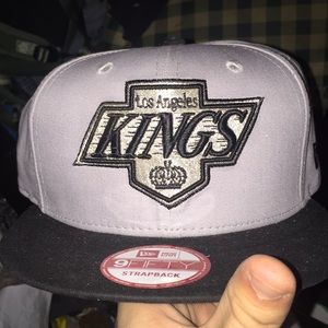 Brand new la kings strap back