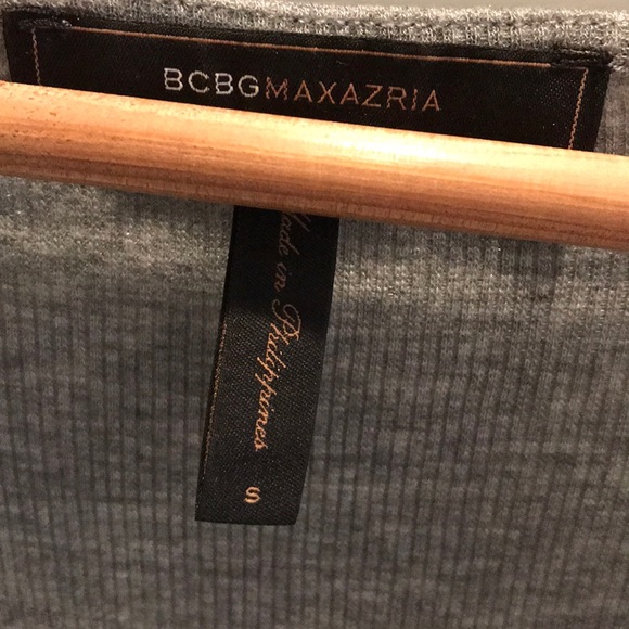 BCBG thin top - Picture 2 of 4