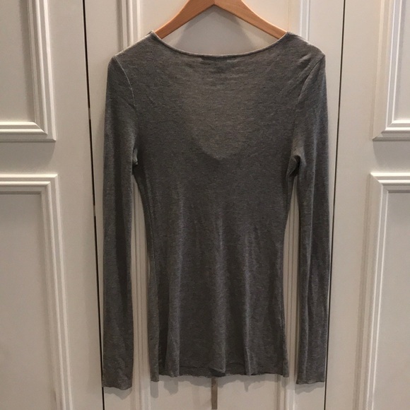 BCBG thin top - Picture 4 of 4