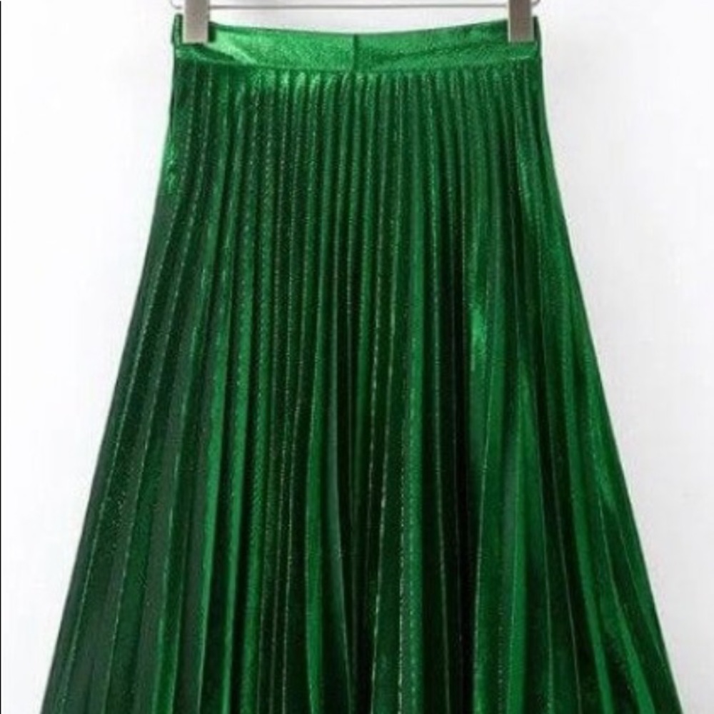 Green Metallic Pleated Skirt