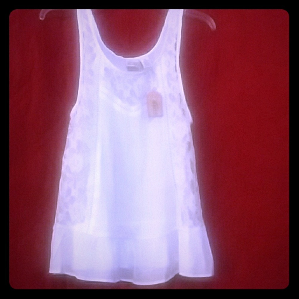Fashionable tank top