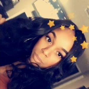 Meet your Posher, Ciara