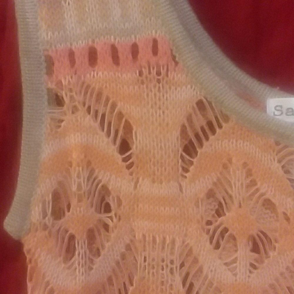 Top - Picture 3 of 4