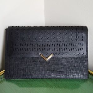 Stella&Dot Sample Sale: City Slim Clutch