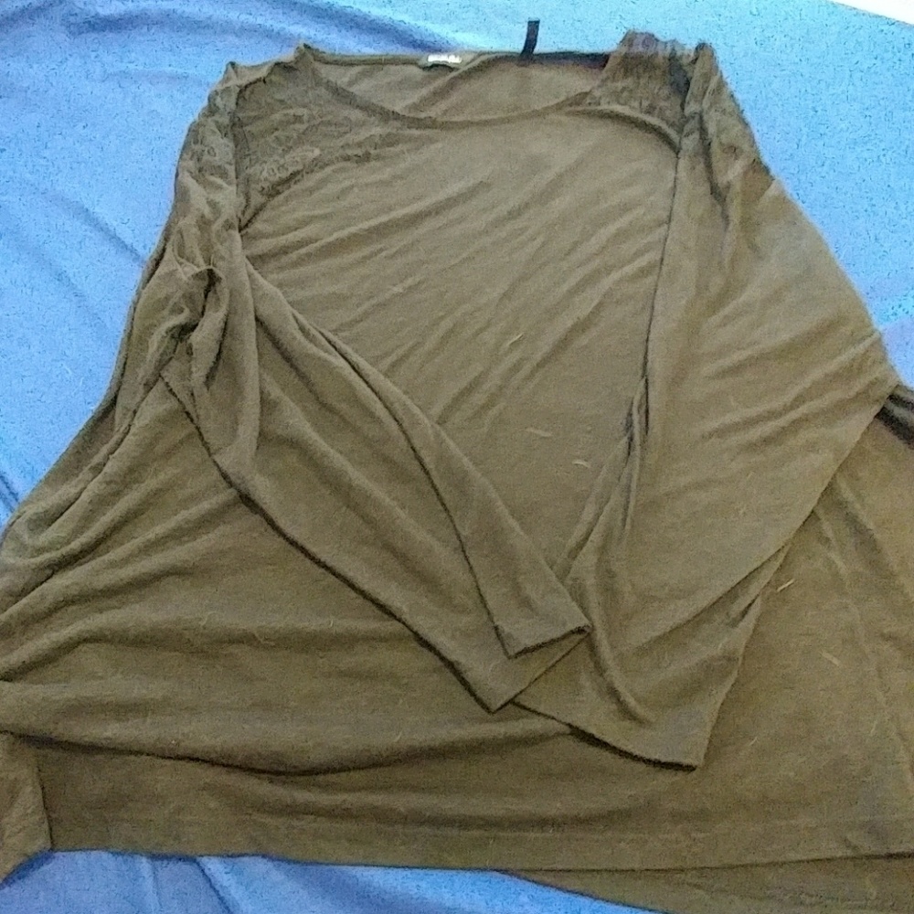 Black shirt with lace shoulders