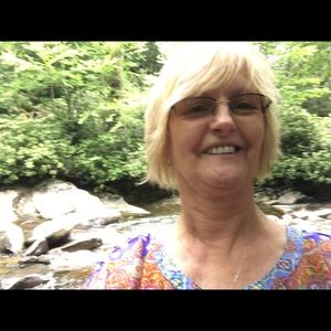 Meet your Posher, Beverly