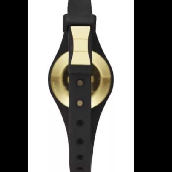 New Kate Spade Scallop Fitness Activity Tracker main image 4