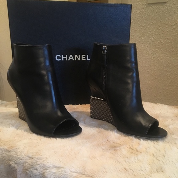 Chanel booties - Picture 3 of 6