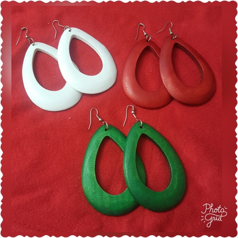 🎀BOGO HALF OFF🎀 Wooden earrings