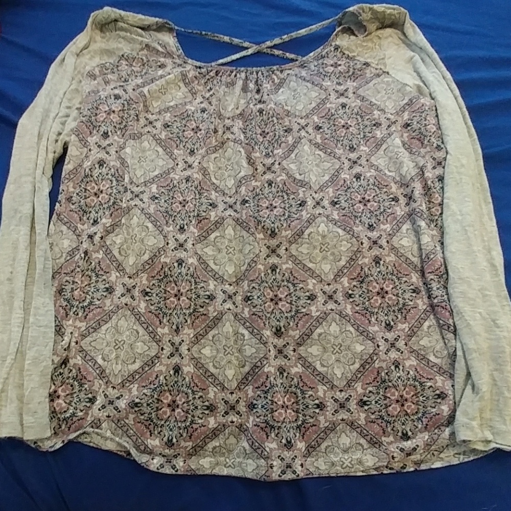 Long sleeve sheer top with lace