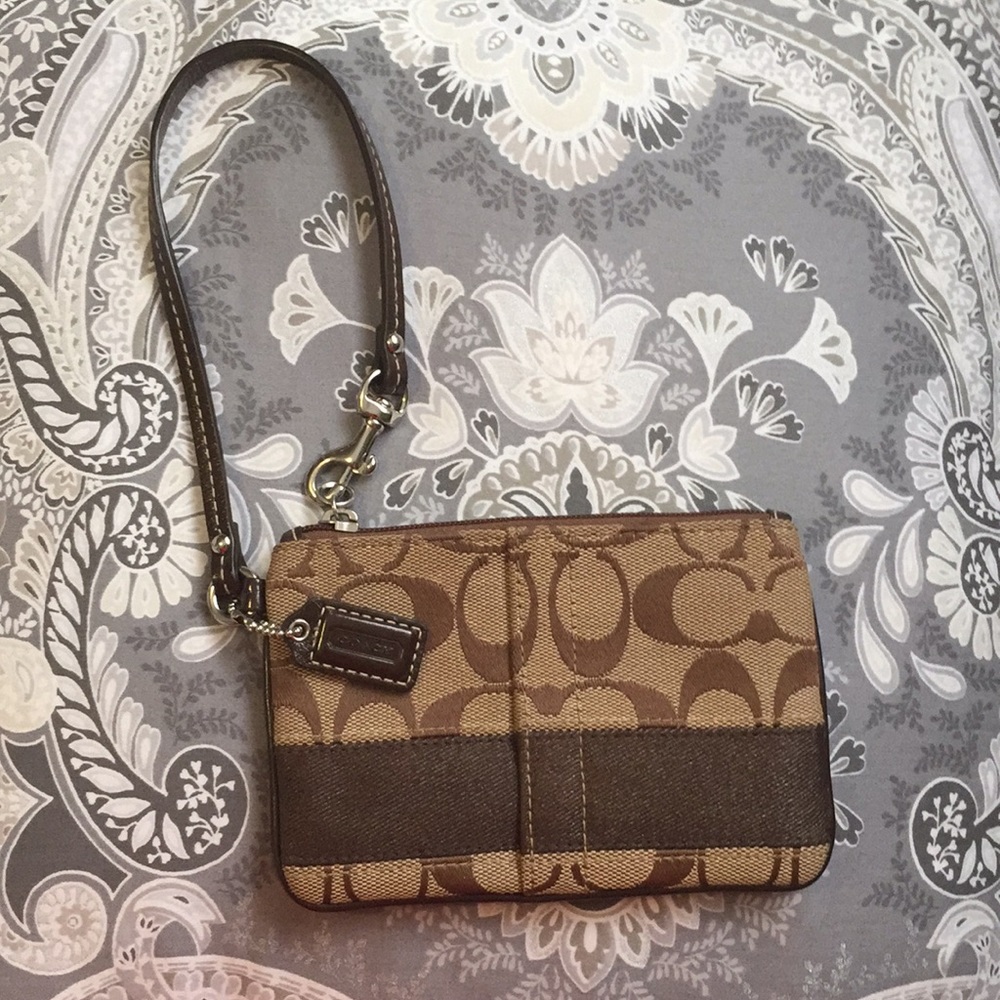 Bundle Coach Wristlets - image 2