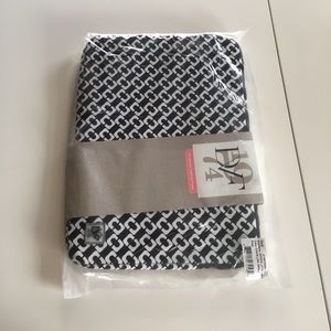 NWT DVF Neoprene Chain Link Laptop Case