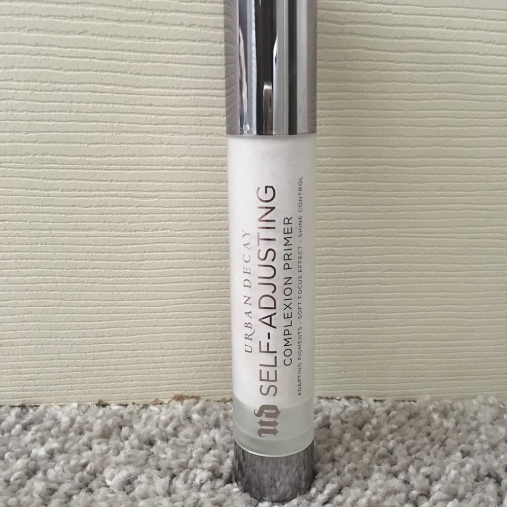 Urban Decay Self- Adjusting Primer