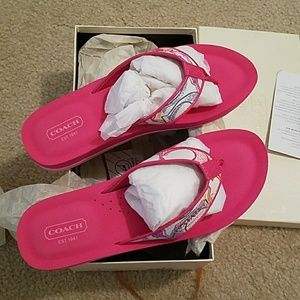 Coach Poppy Dream flip flops