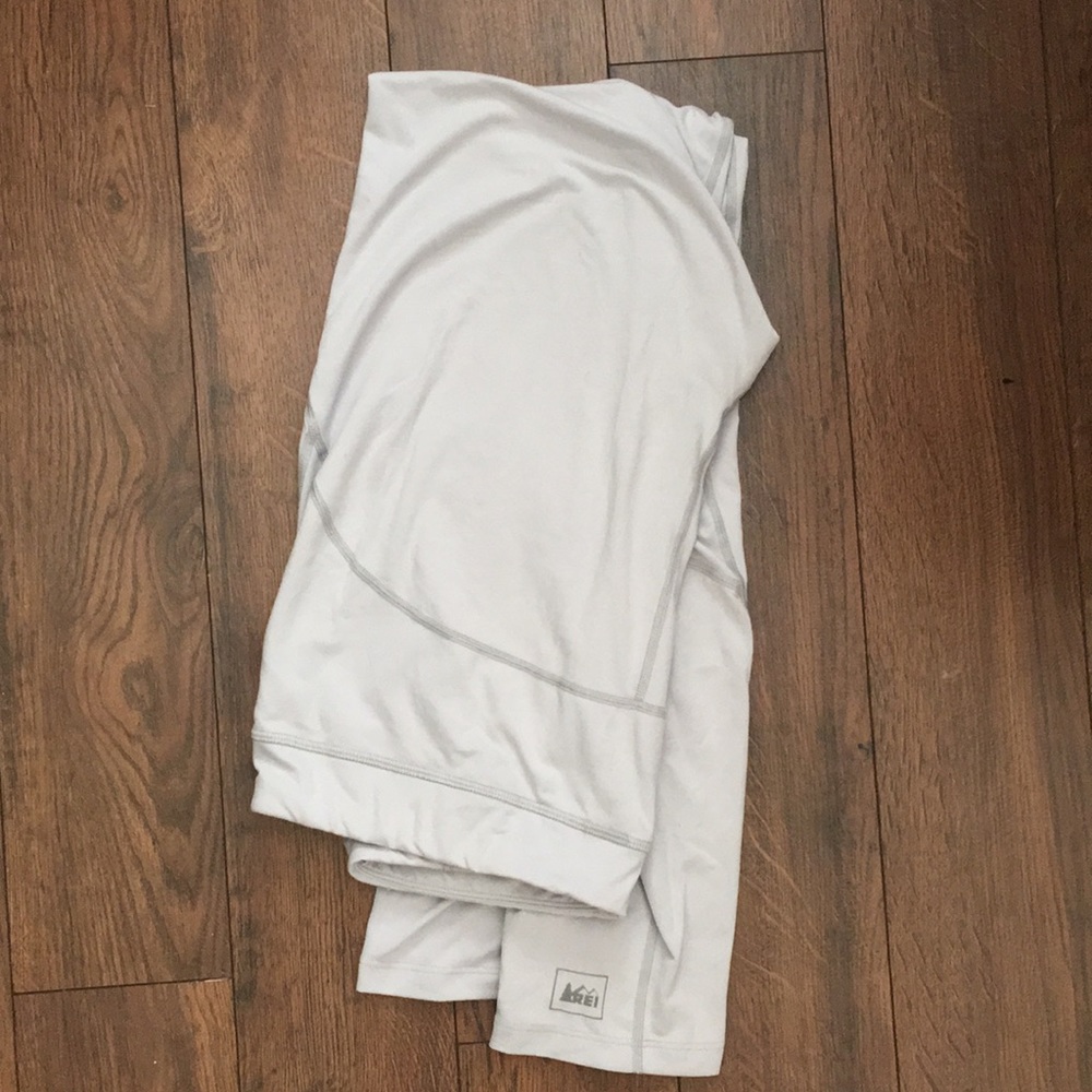 REI Base Layer Women’s Large