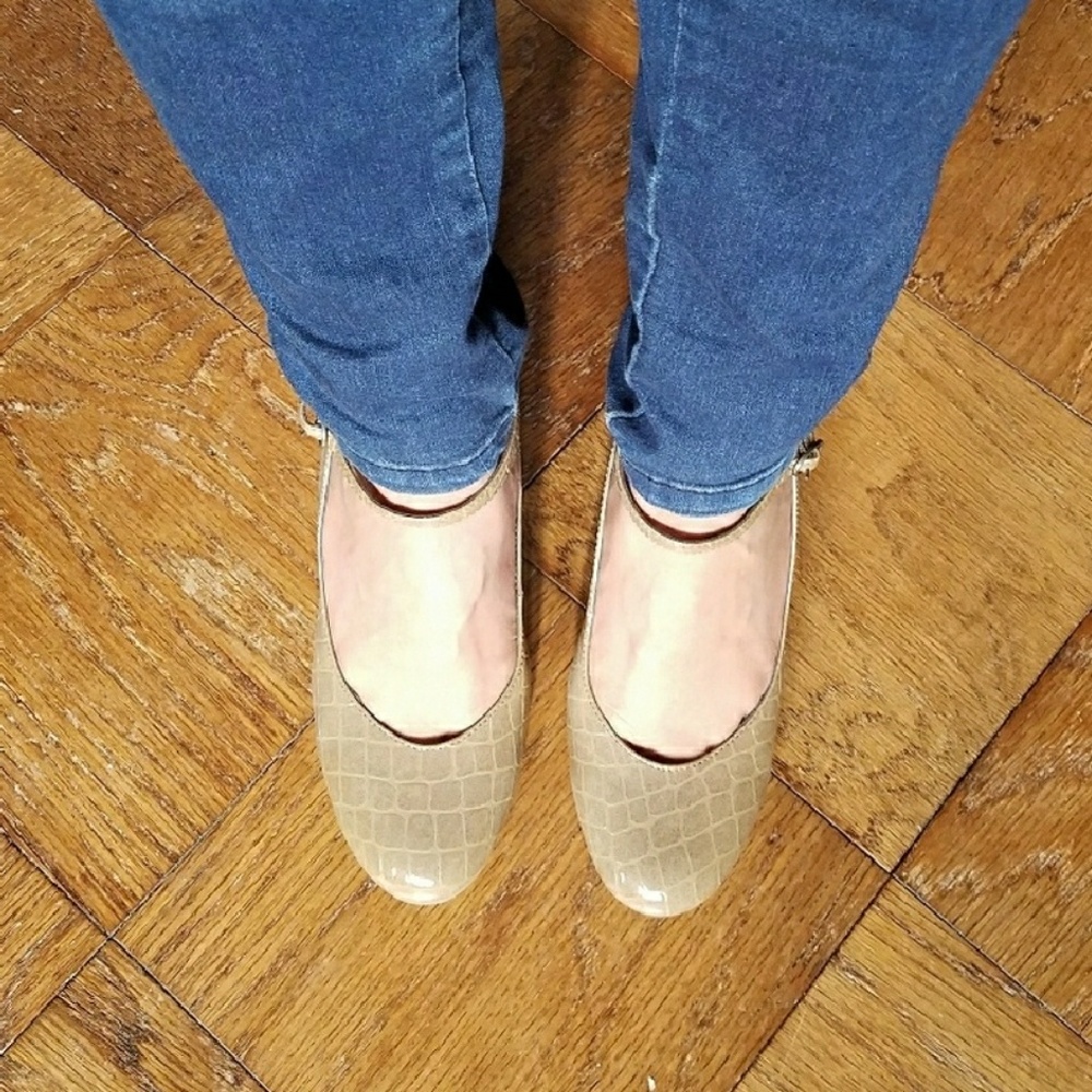 Sam & Libby | NWOT tan heels - size 10