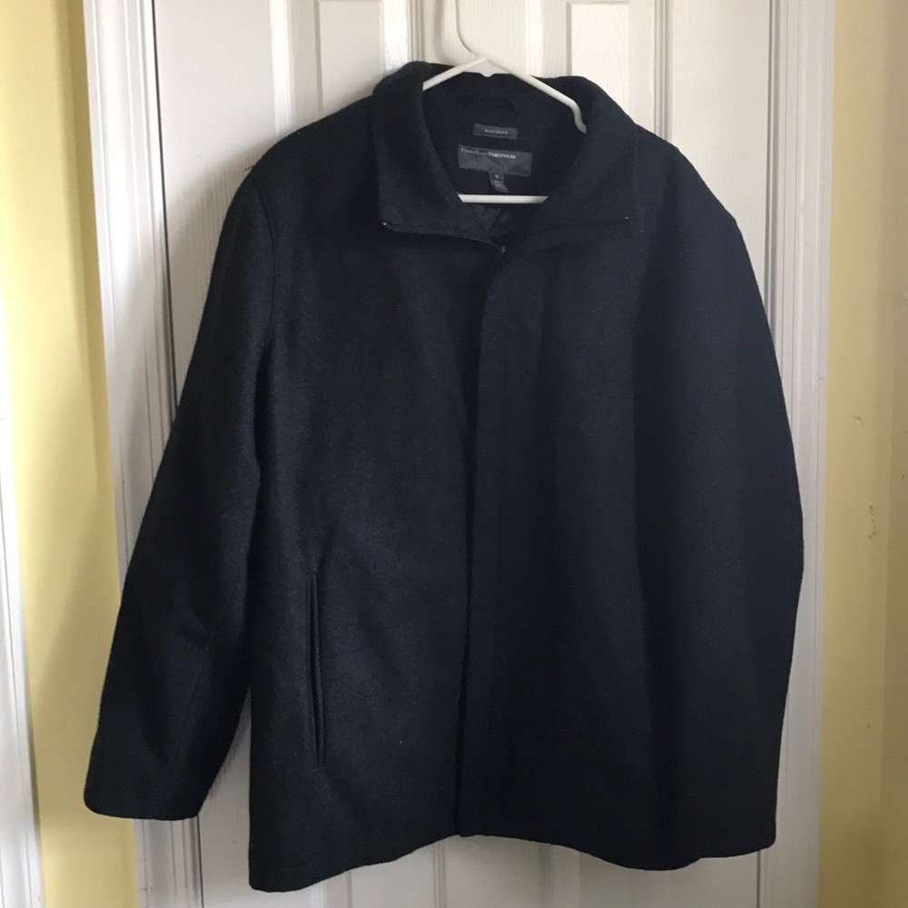 Men's Perry Ellis wool Coat