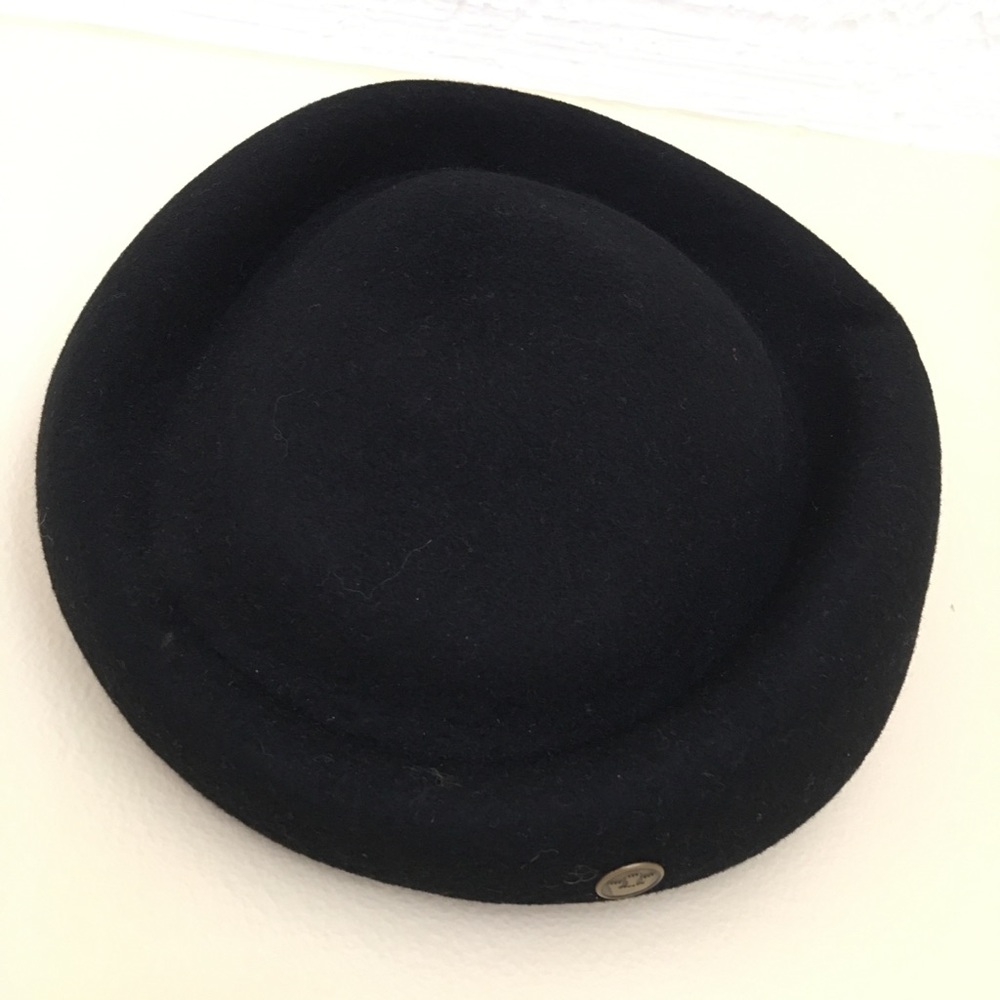 New Goorin Brothers Pillbox Hat, still with tag.