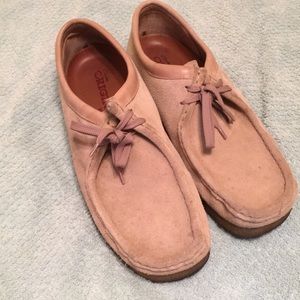 Clark's Wallabee Low-cut Maple Suede