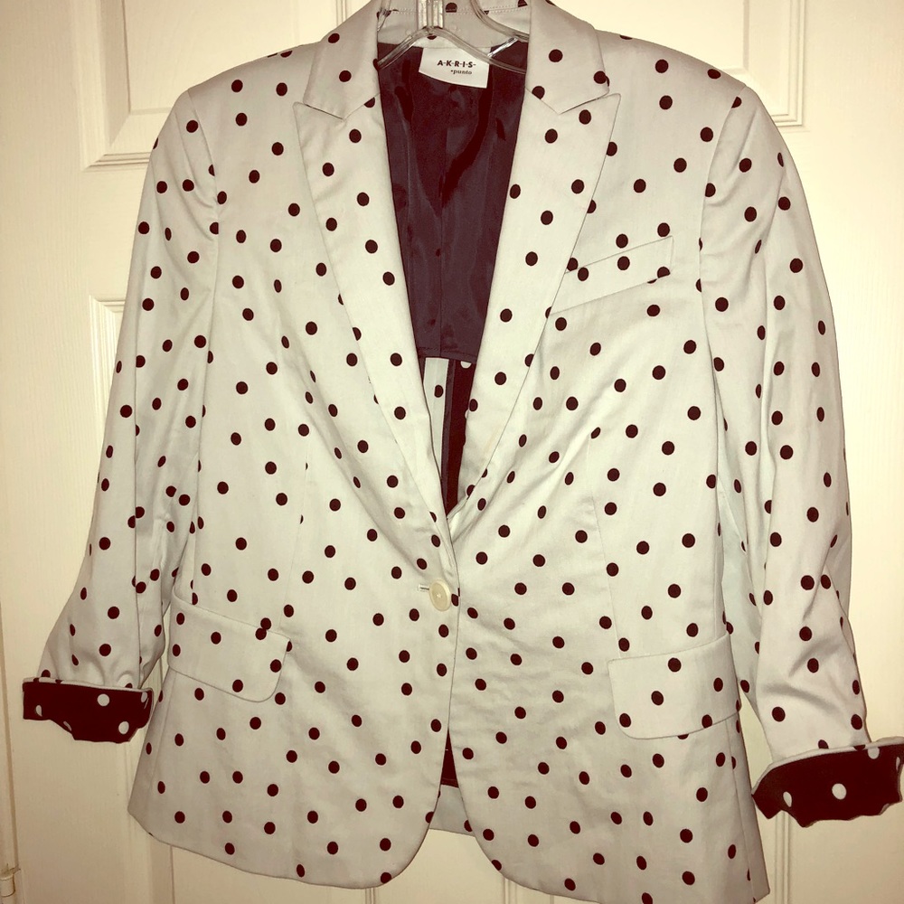 Off-white polk-a-dotted blazer