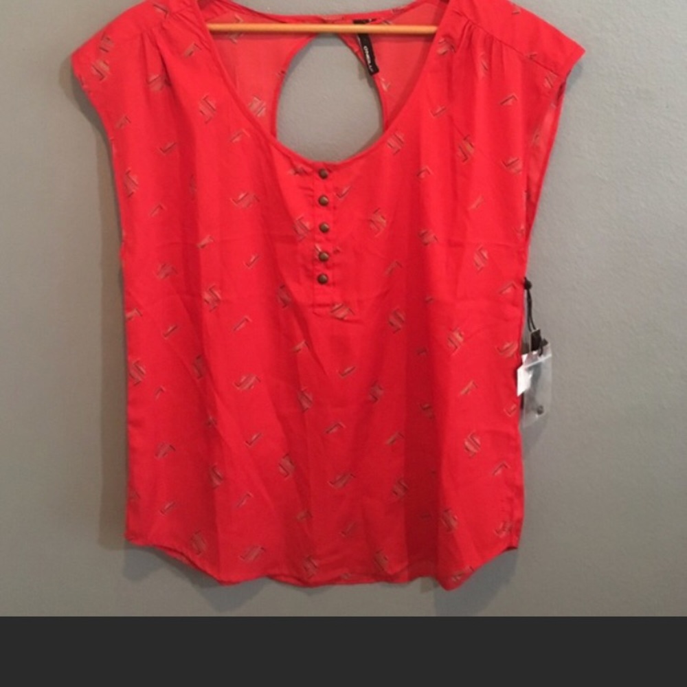 O’neill silky red top