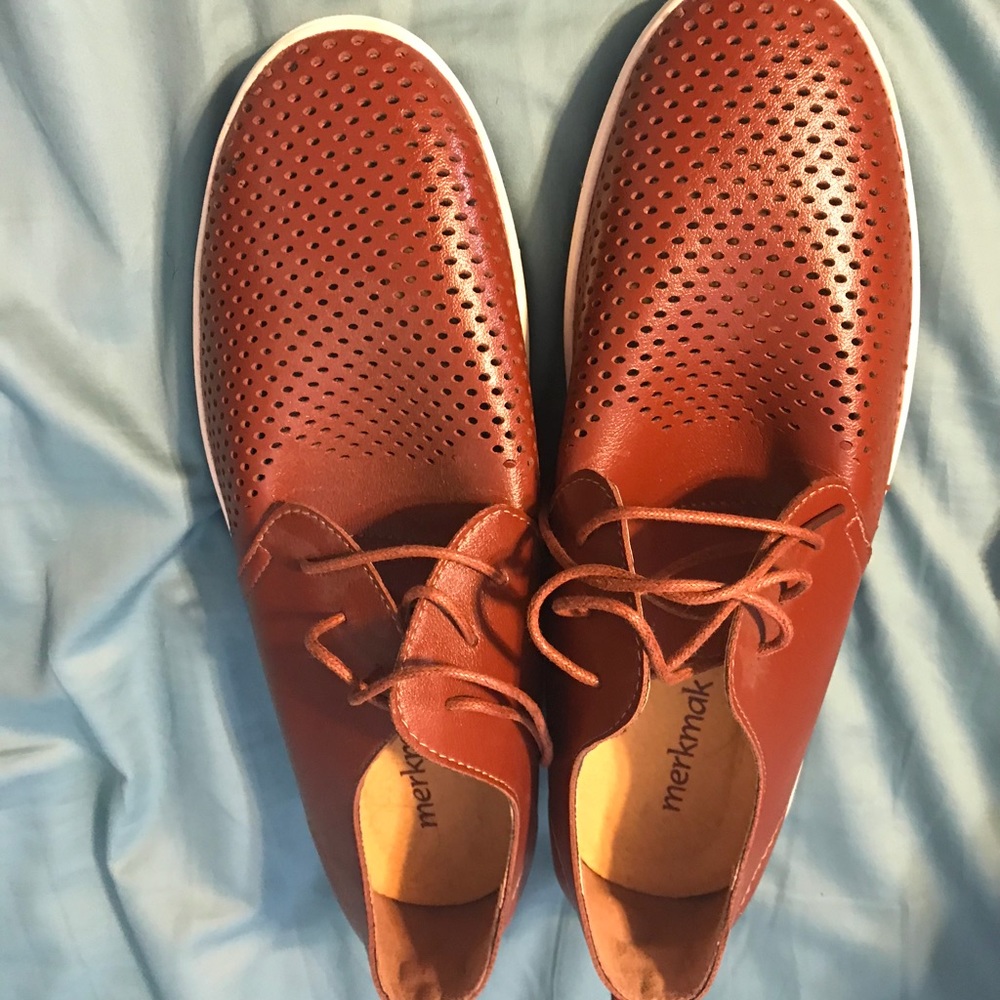 Men’s shoes brown size 11 but actual size 10