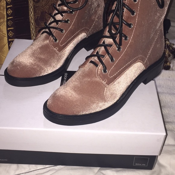 π΅π΅ DOLCE VITA π΅π΅ ROSE VELVET MOTO BOOTS NWT - Picture 6 of 15