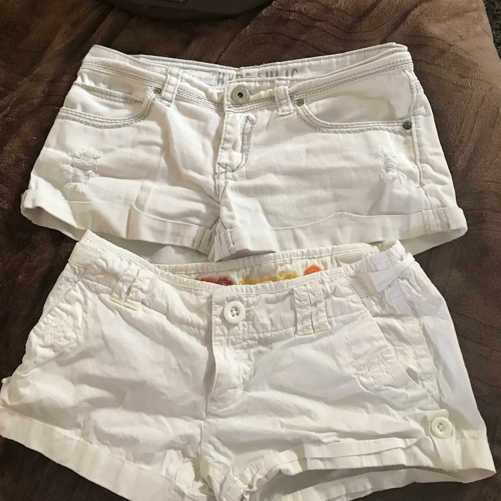 White shorts bundle