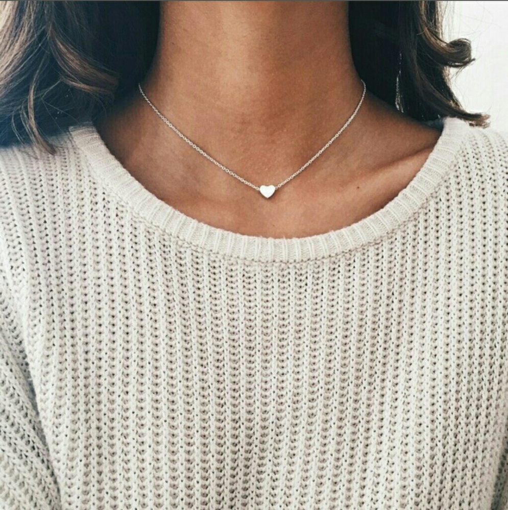 Adorable silver heart choker necklace~