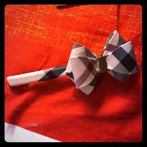 Burberry style hair pin