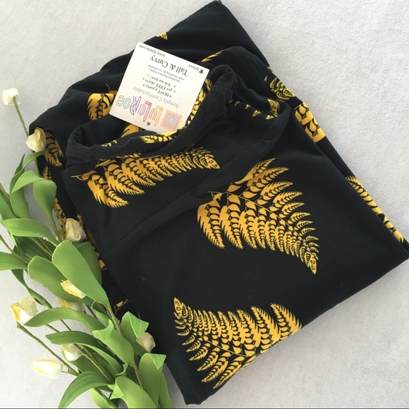LuLaRoe Pants - LuLaRoe Tall & Curvy Leggings Black Yellow Ferns
