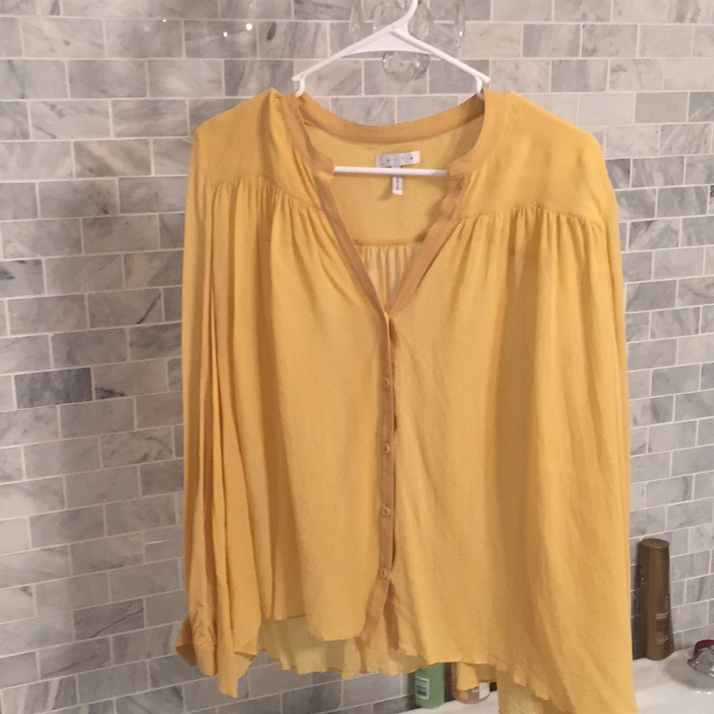 Leith Mustard 100% silk blouse xs
