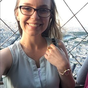 Meet your Posher, Kara