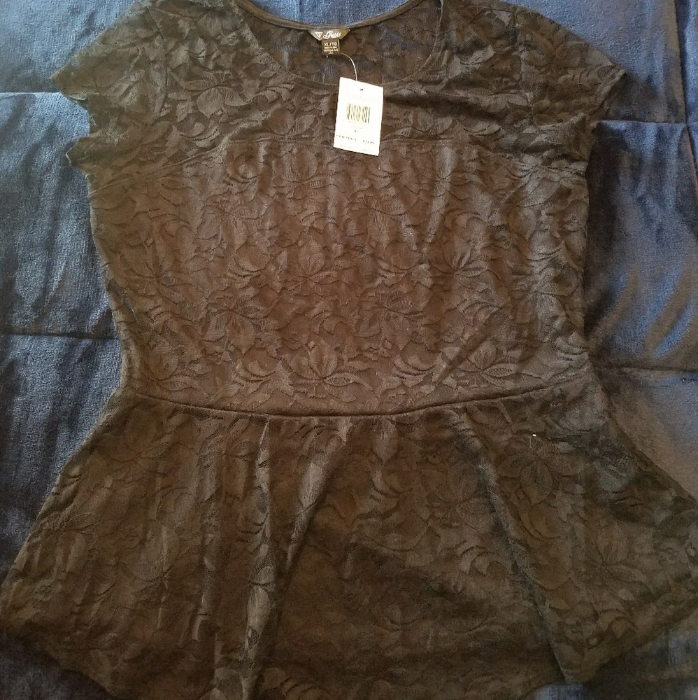 Nwt black top