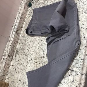 High rise, skinny fit, cut hole knee jean