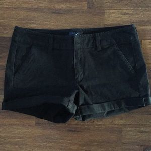 American Eagle Black canvas shorts!