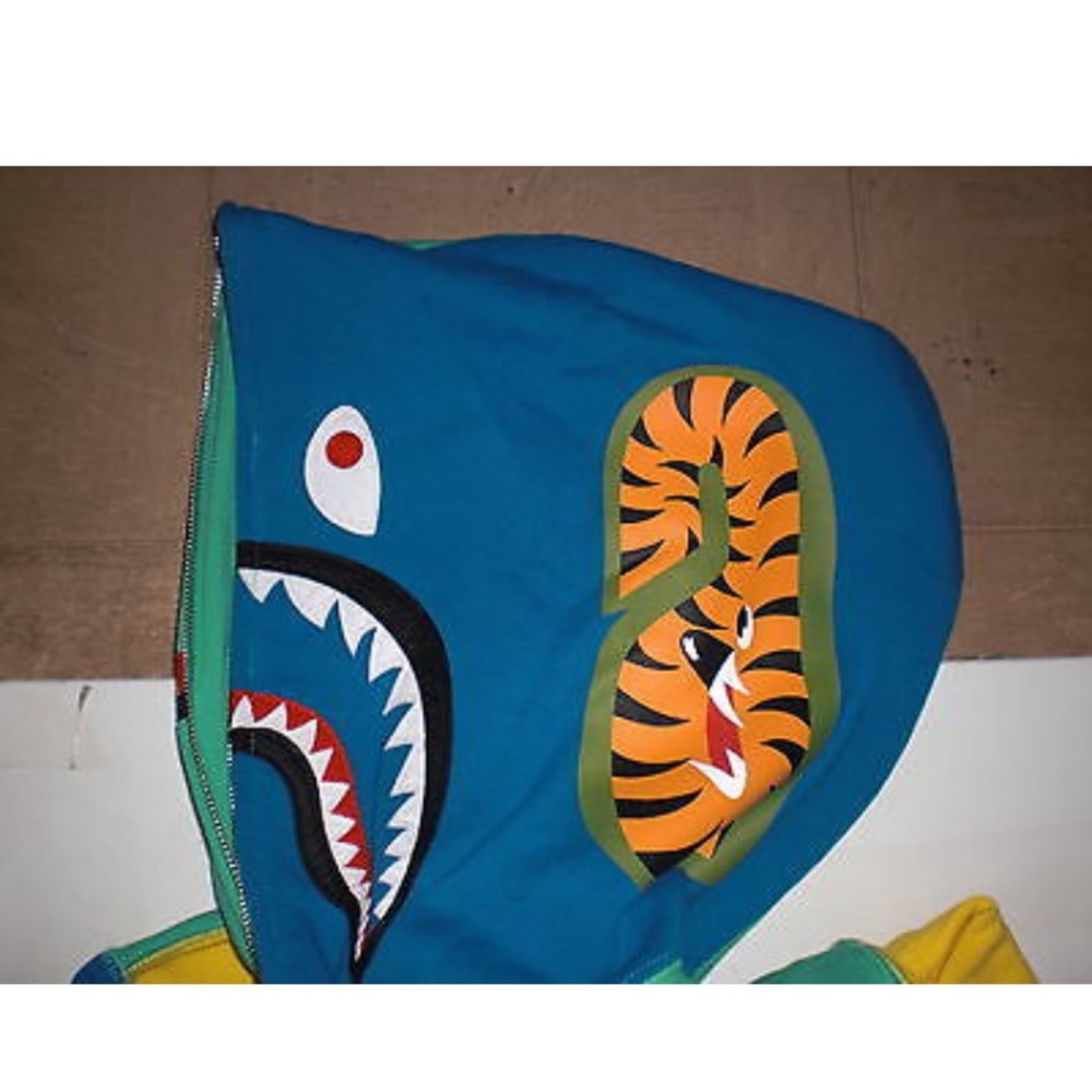 BAPE SWEATER RARE - Picture 3 of 6