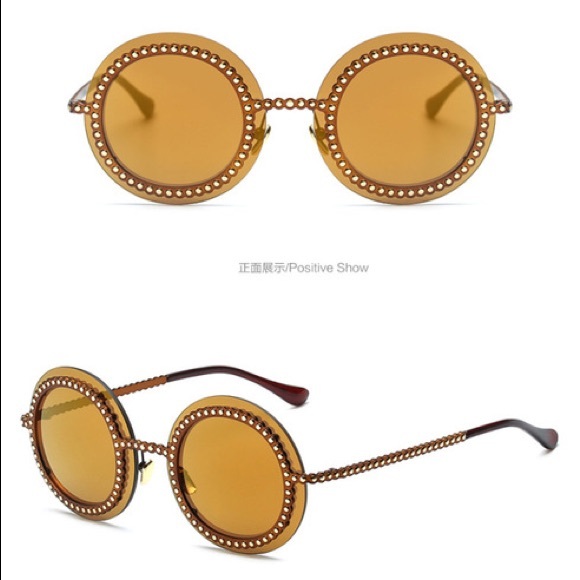 Legendary Glamorous Sunglasses - Picture 3 of 5