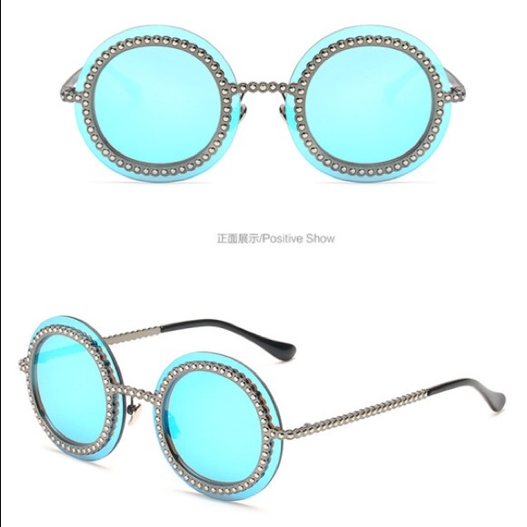 Legendary Glamorous Sunglasses - Picture 5 of 5