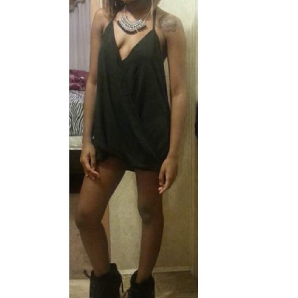 Small mini sexy shirt I wore it as a dress lol 💕