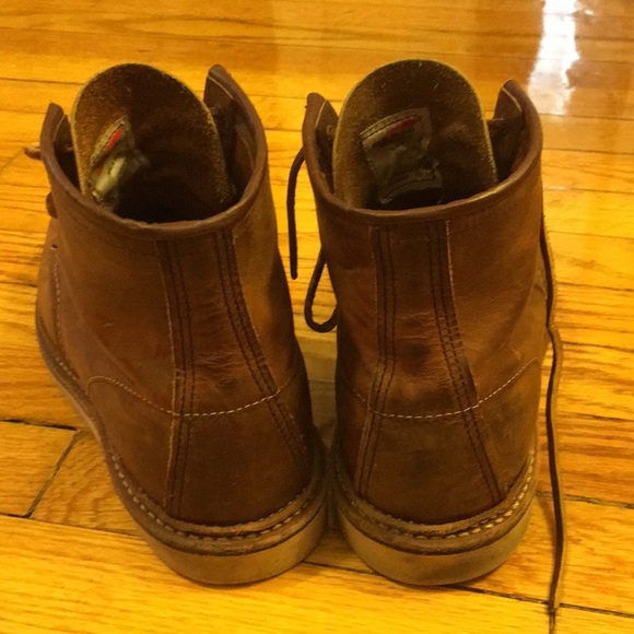 Red Wing 1907 Classic Moc Toe Boot - Picture 3 of 6