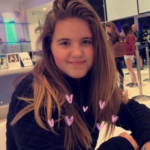 Meet your Posher, Delaney