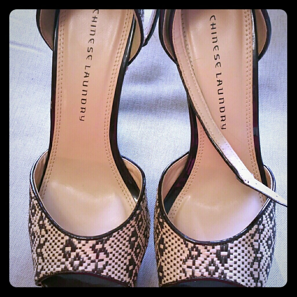 Chinese laundry brown high heel platform sandals