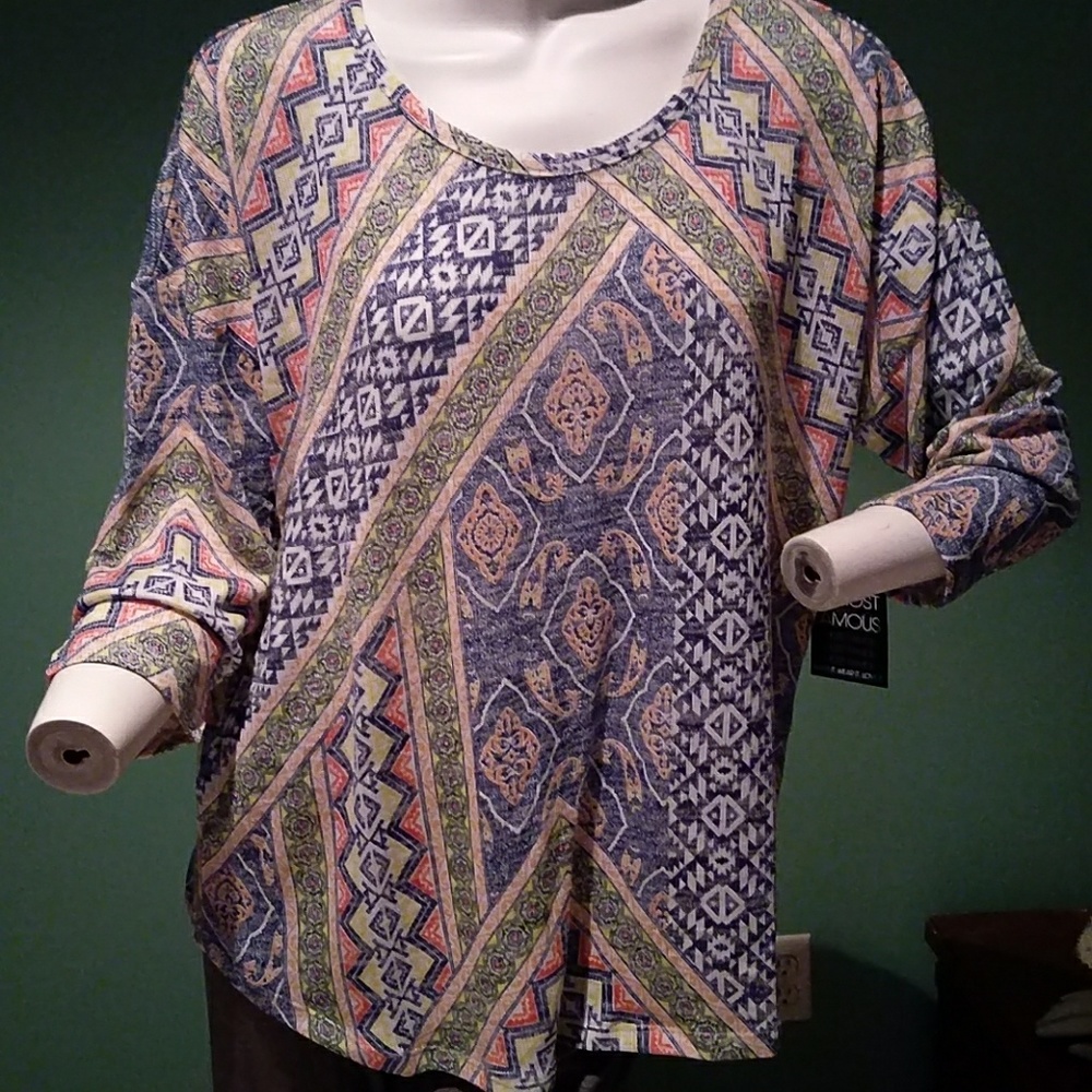 3/4 sleeve multi color top