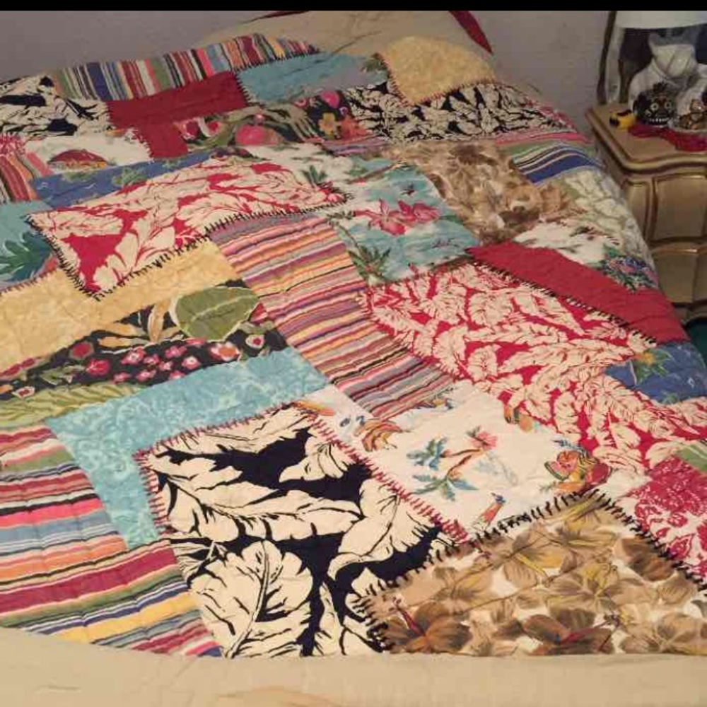 Pottery barn quilt and shams
